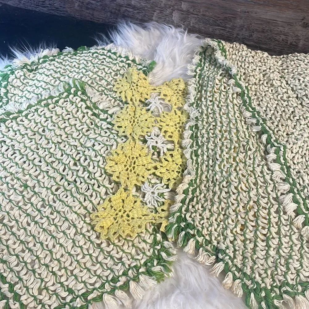 Crocheted Doily’s Vintage ,Matching Set of 3 and a Bonus One,Green&White&Yellow